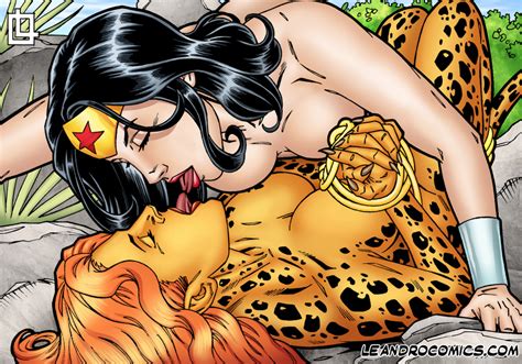 Lesbian Kiss Wonder Woman Cheetah Naked Supervillain Images