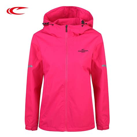 Saiqi 2017 Softshell Jacket Women Coat Outdoor Hiking Clothing Female