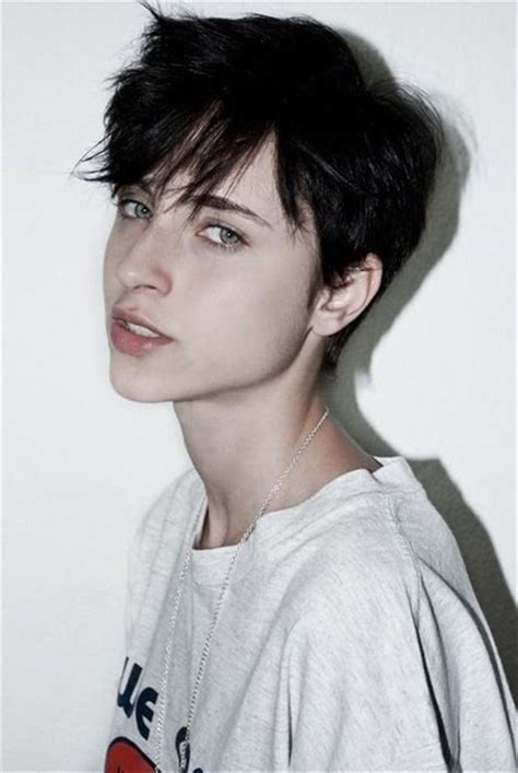 30 Androgynous Haircuts That Inspire Mrs Space