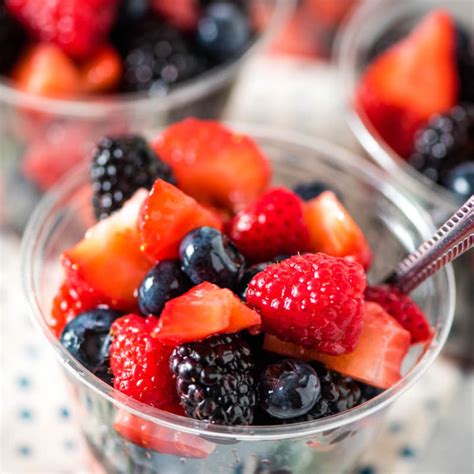 Easy Mixed Berry Fruit Cups Flour On My Fingers