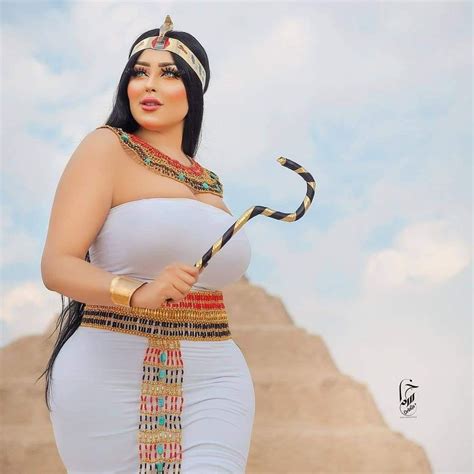 a photographer along with a model who shot a tempting photoshoot at saqqara necropolis was