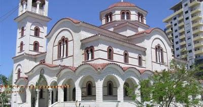 Συνορεύει με τη ρωσία στα ανατολικά και βορειοανατολικά, τη λευκορωσία στα βορειοδυτικά, την πολωνία, τη σλοβακία και την ουγγαρία στα δυτικά, τη ρουμανία και τη μολδαβία στα νοτιοδυτικά. PANAYIOTIS TELEVANTOS: ΙΔΟΥ ΔΕΙΓΜΑΤΑ ΕΞΟΧΗΣ ΟΡΘΟΔΟΞΗΣ ...