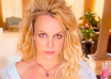 Britney Spears volvió a compartir un video haciendo pole dance y