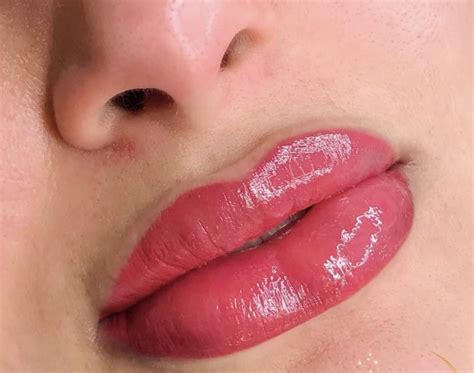 Lip Blushing Frame Lash Studio
