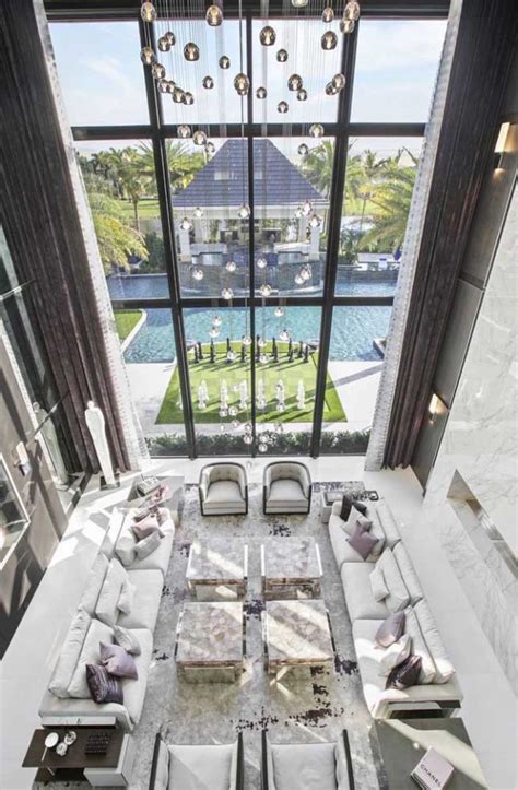 Discover These 12 Luxury Mansions That Will Inspire You Today For Your