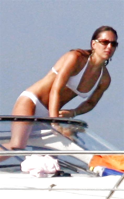 Kate Middleton Unseen White Bikini Photos Xxx Porn Album
