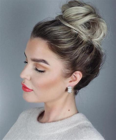 20 Quick And Easy Work Appropriate Hairstyles Bun Hairstyles For Long
