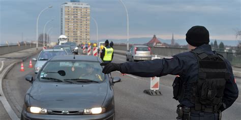 C'est l'une des frontières intérieures de l'espace schengen. A la frontière entre la France et l'Allemagne, "il y a ...