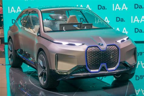 Bmws All New Inext Electric Suv To Be Unveiled On November 11