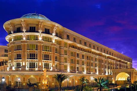 Luxury Hotels Market Size Trends Driving Forces New