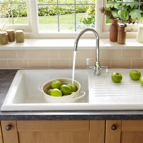 Maybe you would like to learn more about one of these? Lamona Ceramic Single Bowl Sink | Howdens