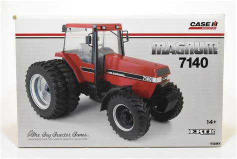 116 Case International Magnum 7140 Tractor W Fwa And Duals Toy Tractor