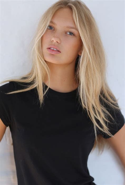 In Gesprek Met Romee Strijd Interviews People Vogue Nederland Blonde Beauty Hair Styles