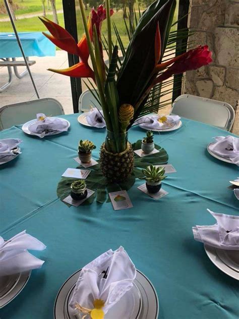 Luau / Hawaiian Baby Shower Party Ideas  Photo 9 of 18  Luau baby showers, Hawaiian baby