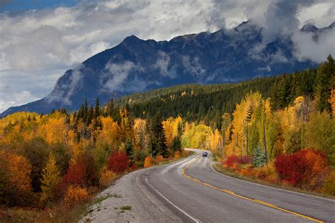 Fall Fun In British Columbia 4 Dreamy Destinations Everything Zoomer
