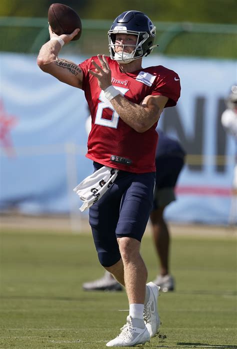 Will Levis thrives at training camp as girlfriend's TikTok fame soars