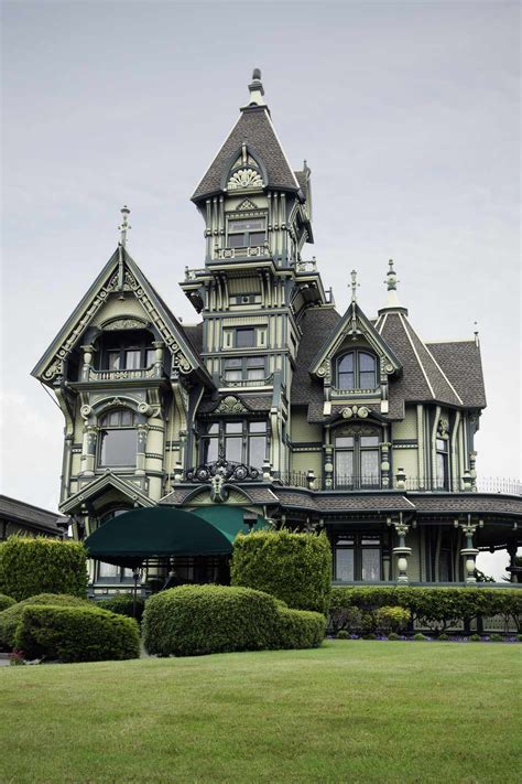 What Is A Queen Anne Style House