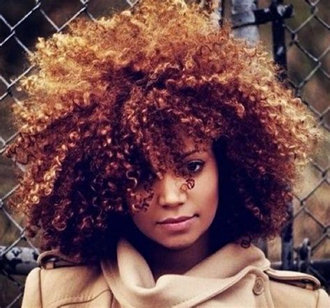 In fact, many short hairstyles for black women offer low maintenance coupled with chic looks, so the key is to find out hair is your first and natural adornment. Ces 10 photos vous expliquent pourquoi la coloration ...