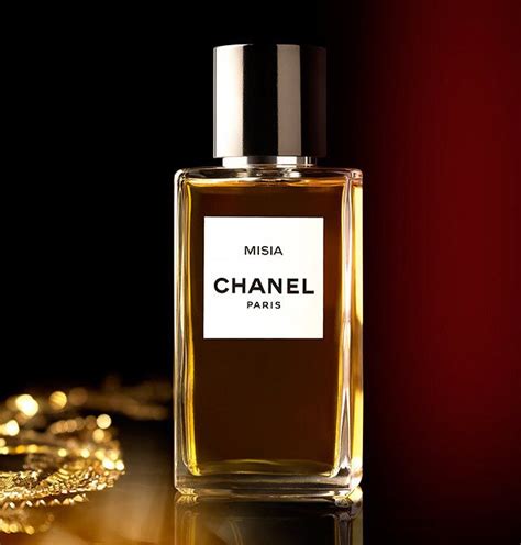 Döneminde bir çok başka sanatçıya da ilham oluyor. Chanel Misia | Chanel parfüm, Parfüm, Coco chanel mademoiselle