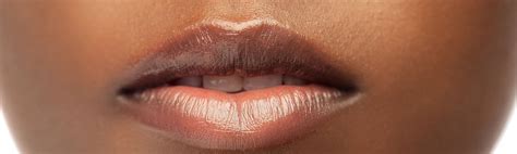 Causes And Home Remedies For Dark And Pigmented Lips