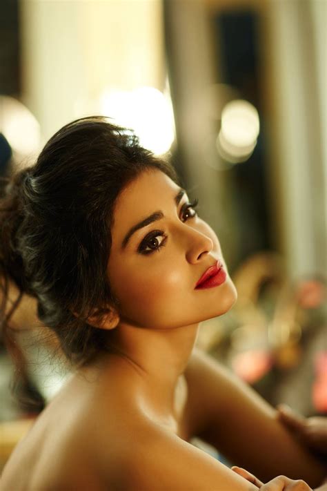 Indian Beautyful Actress Shriya Saran Sexy Actress In Red Lips