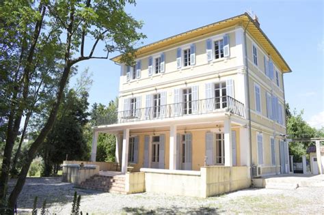 Vente Villa De Luxe Le Pradet 9 Chambres 14 Pièces 340 M2