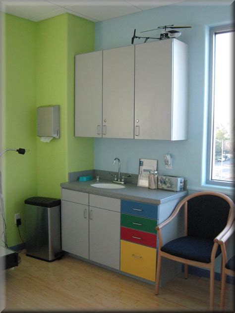 Easy online ordering and great service. RDM - European Style Cabinets & Counters