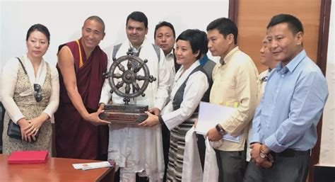 Tibetan Parliamentary Delegates Calls On Chief Minister Of Maharashtra