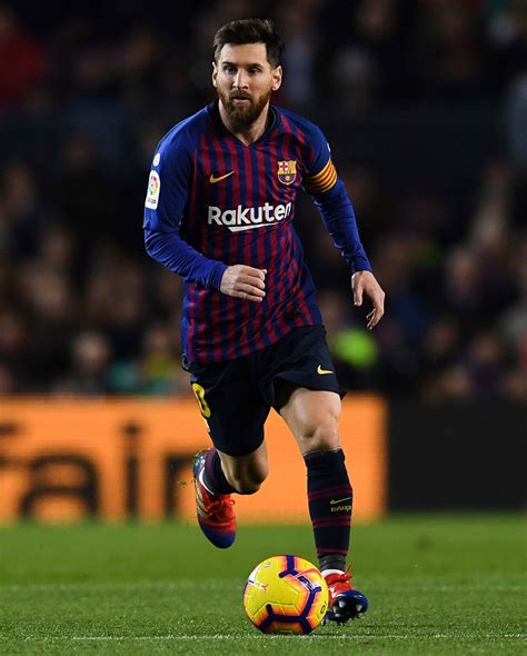 Over four months after agreeing to a contract extension with barcelona , lionel messi has signed it, ending any speculation that he. Lionel-Messi-2021