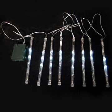 Get our tips and celebrate winter with these enchanting christmas lights today! DRIPPING ICICLE LIGHTS OUTDOOR ACCENTUATE THE AESTHETIC ...
