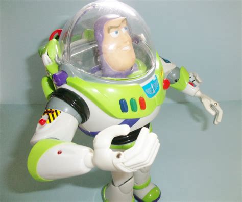 Infinity Edition Buzz Lightyear Ultimate Talking Action Figure Toy Story Thinkway Toys No 62946