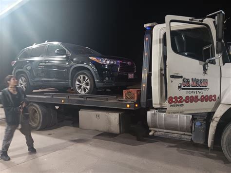 Moses Towing Trucks & Roadside Assistanceizzy Losses