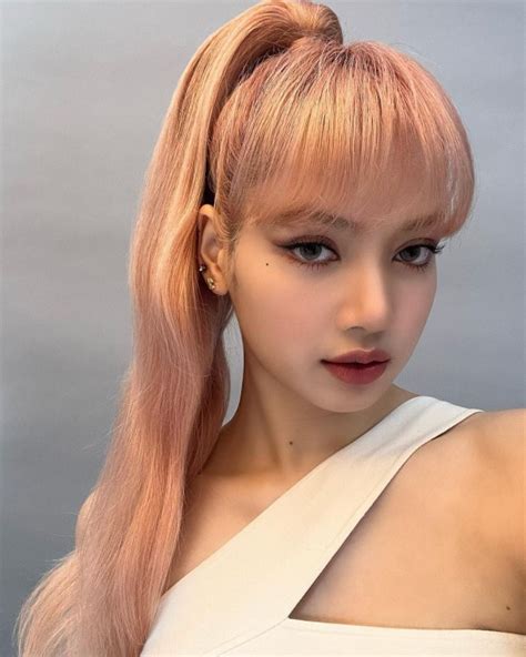 Blackpink Lisas Lalisa Becomes First K Pop Solo Album To Hit 500 Million Streams On Spotify