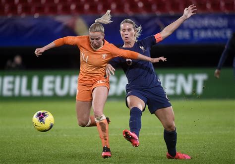 Football Féminin Tournoi De France Les Bleues Terminent Par Un Nul