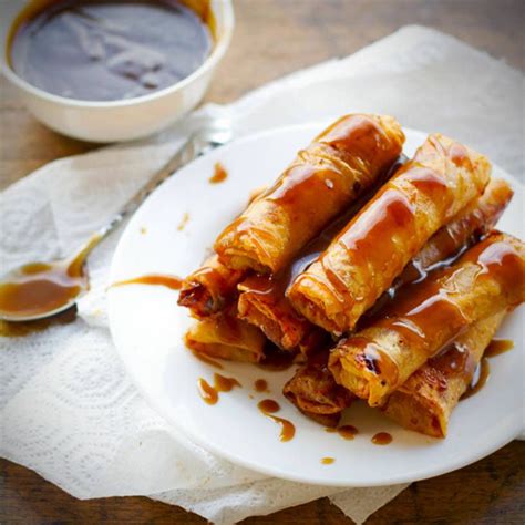 I love talking with people about food, and i'm so glad you're here. Learn how to perfect this delicious Turon Recipe (Banana ...