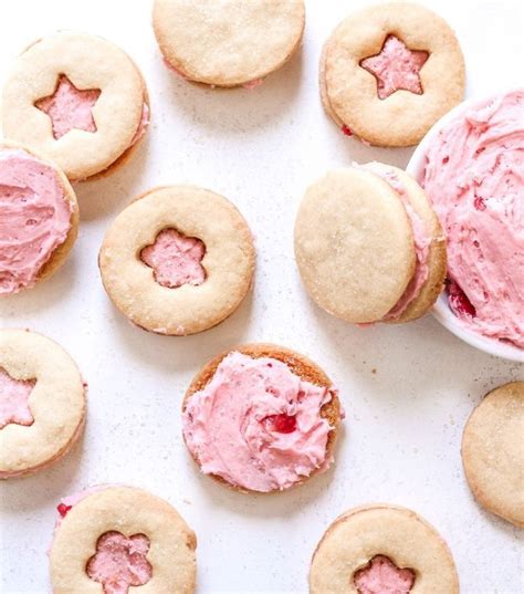 Sweet And Buttery Shortbread Cookie Sandwiches With Strawberry
