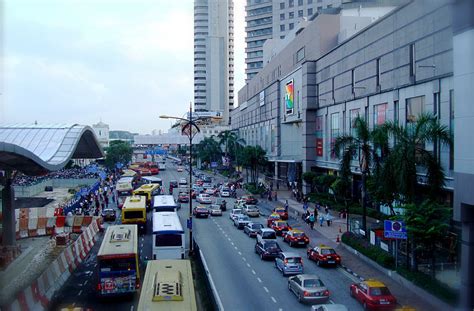 Johor bahru is located at the southernmost end of malaysia, separated from singapore with just the straits of johor while blending in a large part of the journey from london heathrow airport to johor bahru's senai international airport takes a total time of 17 to 19 hours depending on the airline that. Long weekend getaway destinations you can drive or fly to