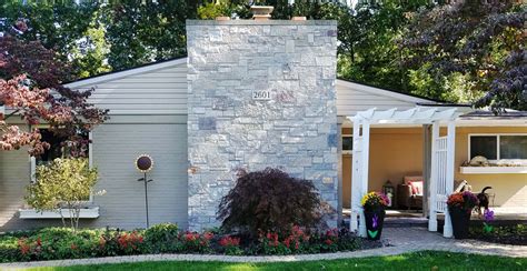 Siding And Brick Modern Home Exterior Stone Veneer Masonry
