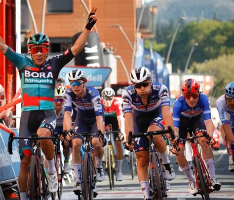 Sergio Higuita El Mejor Ciclista Colombiano En El Ranking Uci El