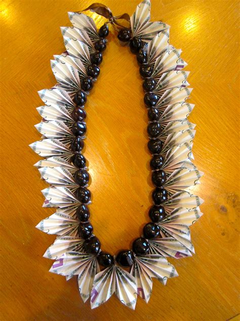 Oh WOW Graduation Money Lei! | Money Leis by Marilyn | Pinterest | Money lei, Leis and ...