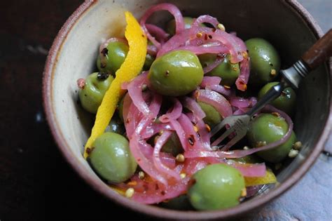 It contains the fruit's oils and adds a bright, citrus flavor to a dish or recipe. Green Castelvatrano olives with pickled shallots, red ...