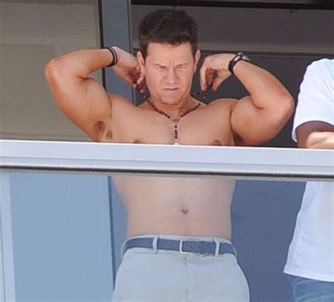 shirtless pictures of mark wahlberg 41 pics