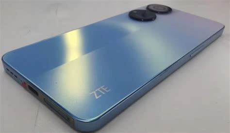 Simple Appearance Zte Axon 40se Real Camera Photo Leaked Techgoing
