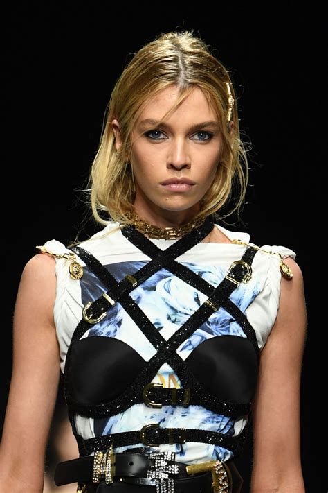 Stella Maxwell At Versace Runway Show At Milan Fashion Week 02222019