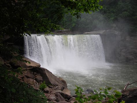 Image: Cumberland Falls, Whitley County, Kentucky