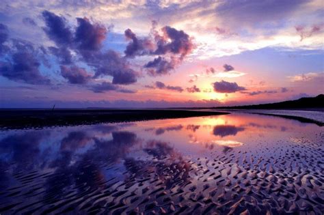 Maggie Mcleod Sunrise In Herbey Bay Queensland