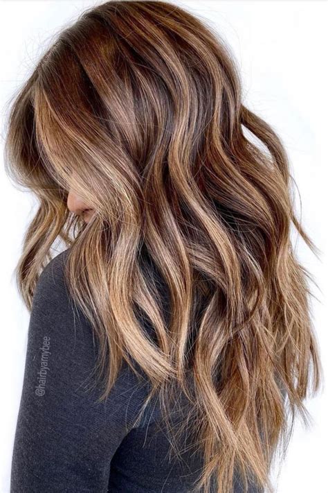 Stunning Examples Of Caramel Balayage Highlights For Chestnut Hair Color Hair Color