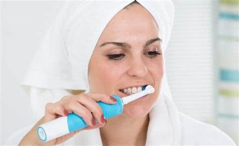 Как пользоваться электрической зубной щеткой пошаговая инструкция и