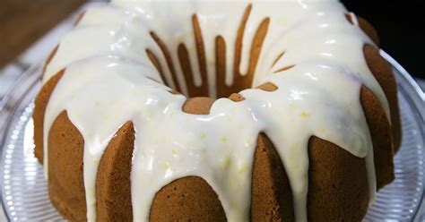 Vanilla Bean Bundt Cake With Lemon Glaze Recipe By Zoë François Yummly