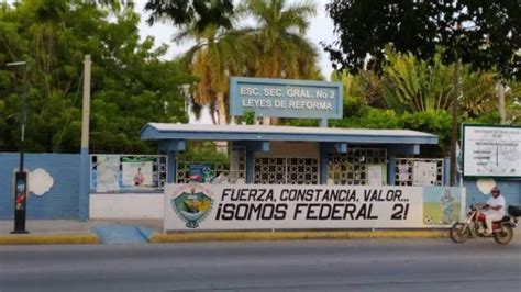 En La Secundaria General 2 En Mazatlán 200 Alumnos Abandonaron La